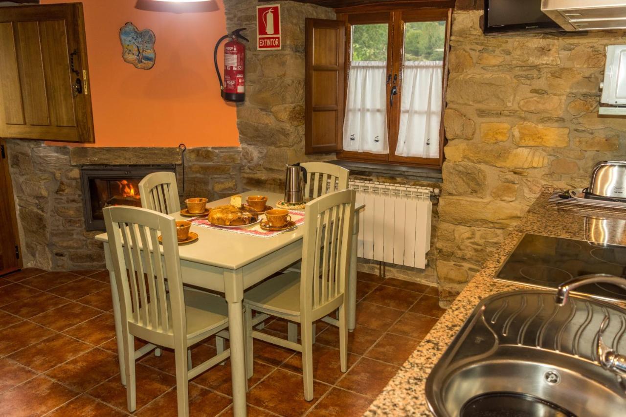 Apartamentos Rurales Tia Vicenta Santa Eulalia de Oscos Extérieur photo